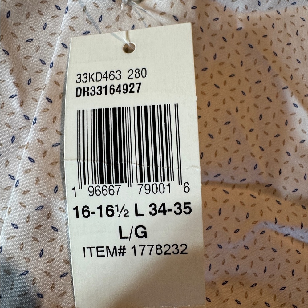 Calvin Klein White Dress Shirt for Elegant Occasions - Picture 2 of 4